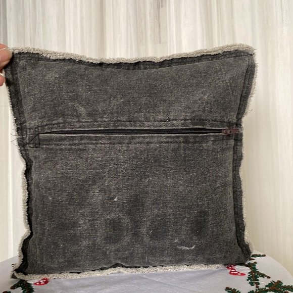 Mud Pie novelty print cushions - Picture 3 of 9